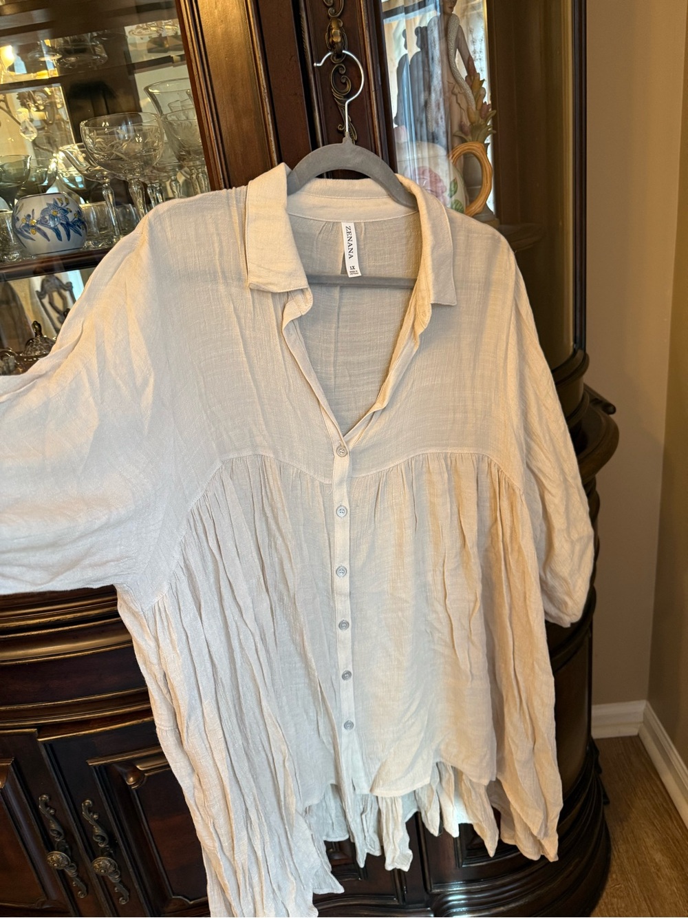 Zenana Outfitters Cream Button-Front Gauze Tunic Blouse